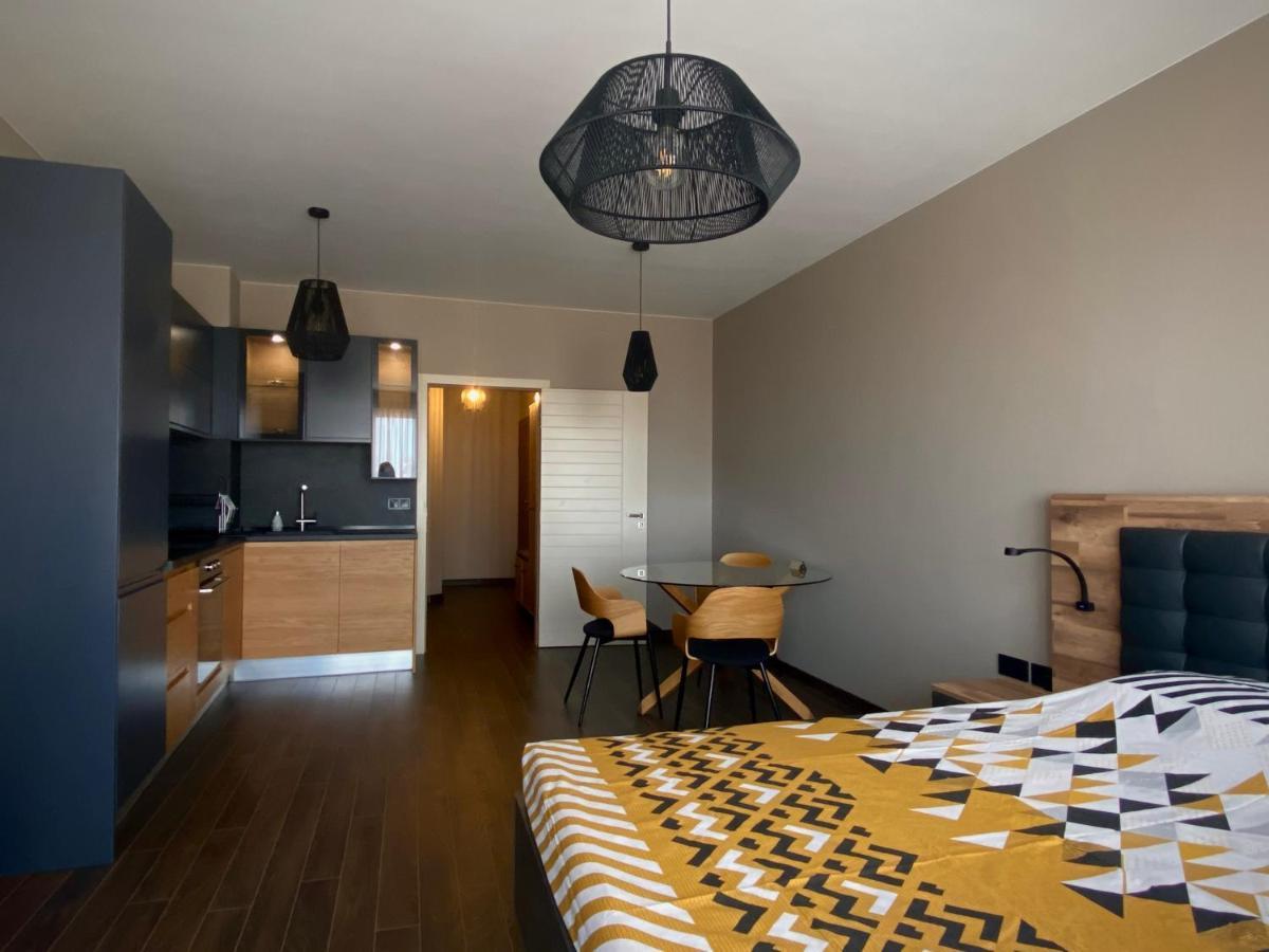 Studio Via Pontica Apartment Varna Ngoại thất bức ảnh